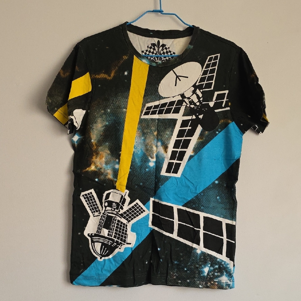 Retro Mens Graphic Space Satellite Tee - Black, Blue & Yellow Size Small